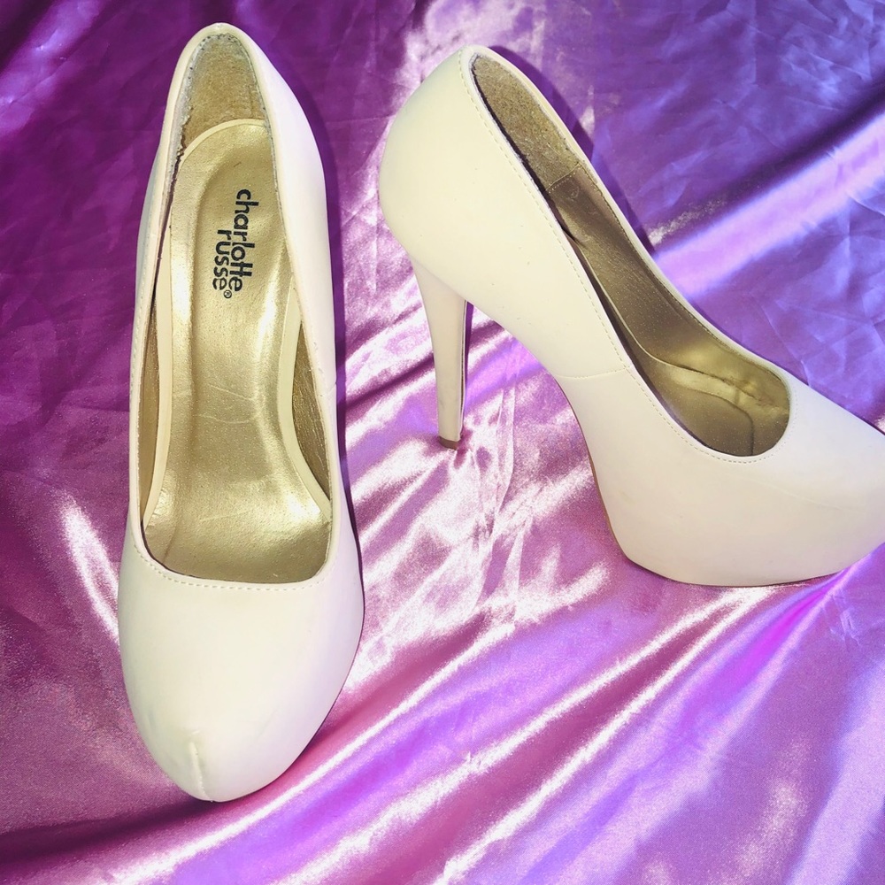 Charolette Russe Nude pumps